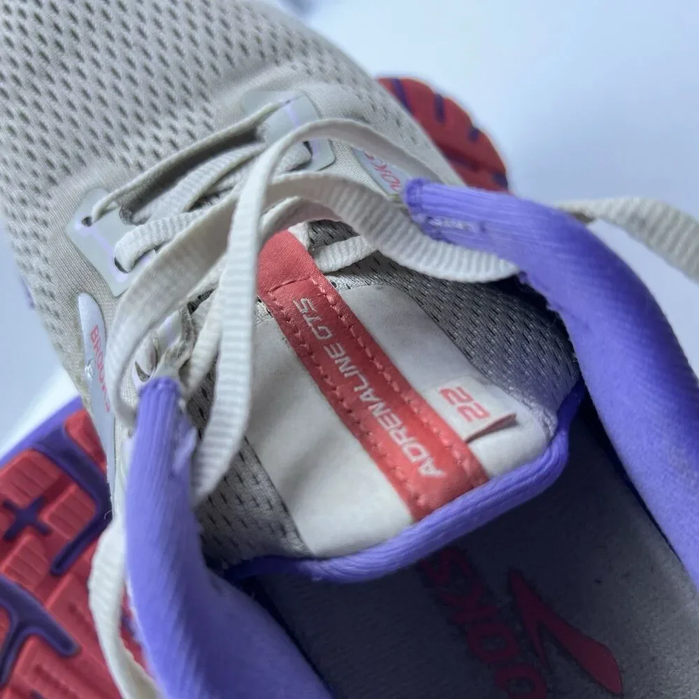 Brooks Adrenaline GTS 22 Women's Running Shoes Grey Pink Purple Size 8.5 B